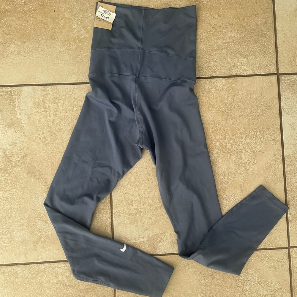 High rise Nike leggings